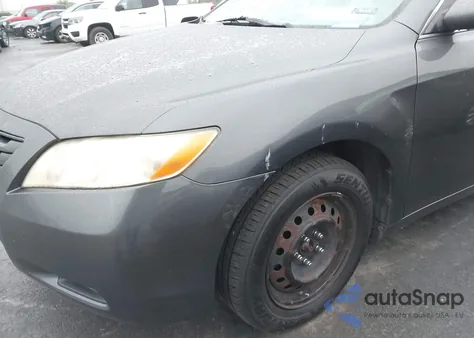 2009 Toyota Camry Le z USA, uszkodzony, nr VIN 4T4BE46K39R104564